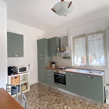 Alloggio Ugo Foscolo Monopoli Buitenkant foto