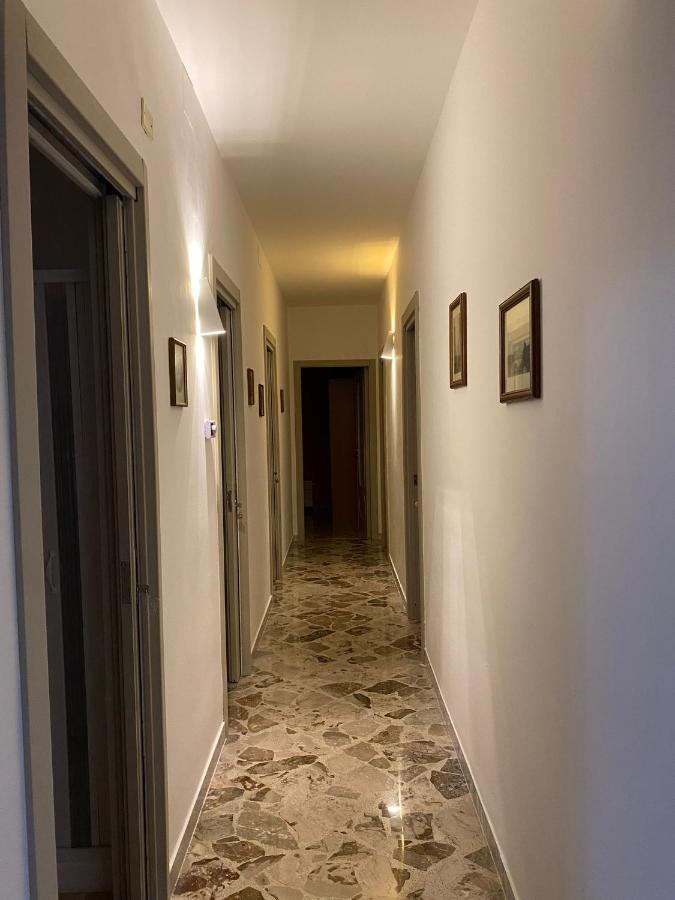 Alloggio Ugo Foscolo Monopoli Buitenkant foto