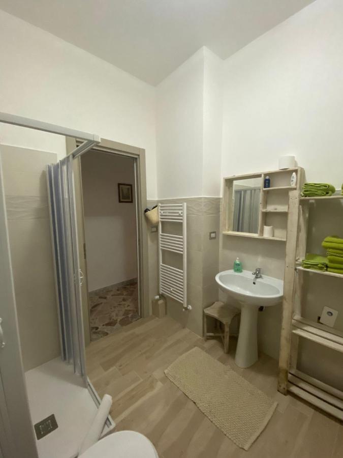 Alloggio Ugo Foscolo Monopoli Buitenkant foto